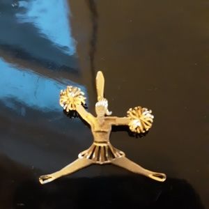 14k gold chearleader pendant no chain